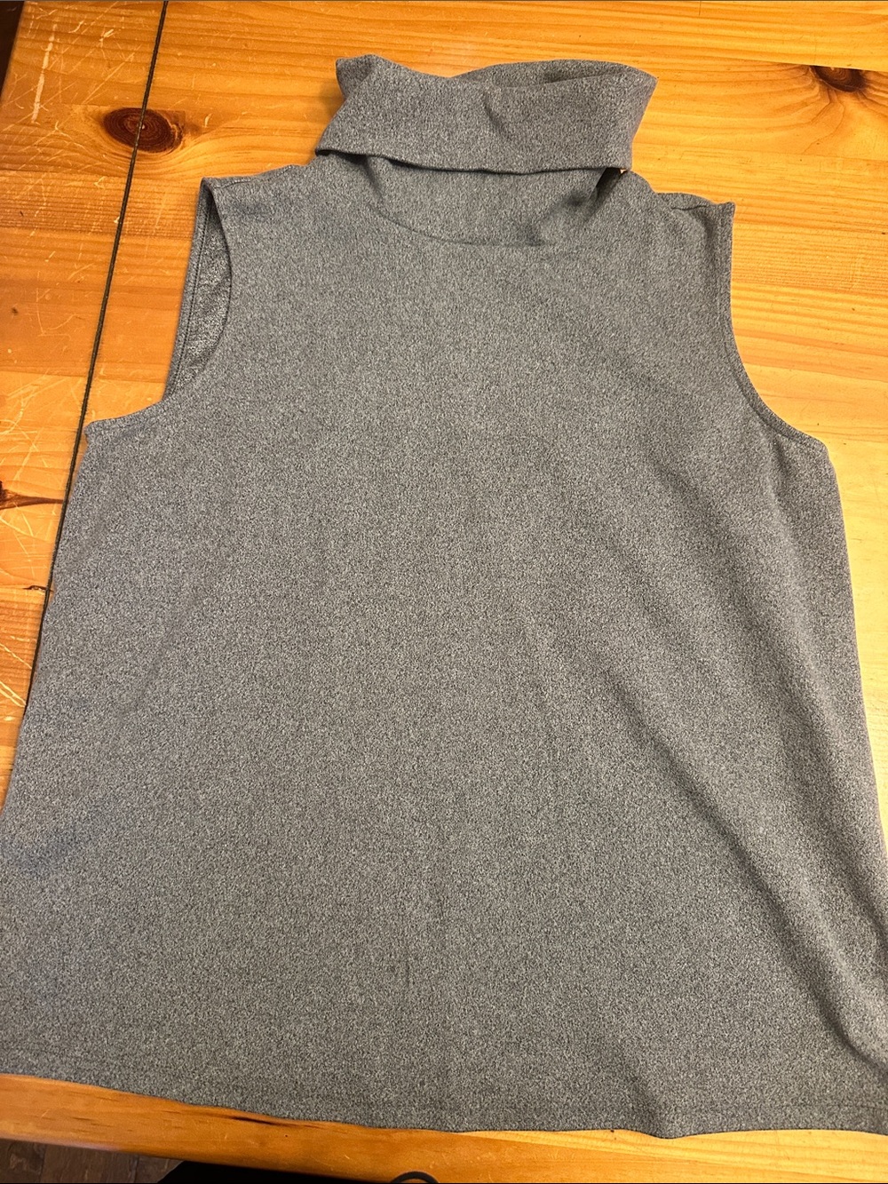 Simply Vera Vera Wang Heather Gray Sleeveless Turtleneck Tank